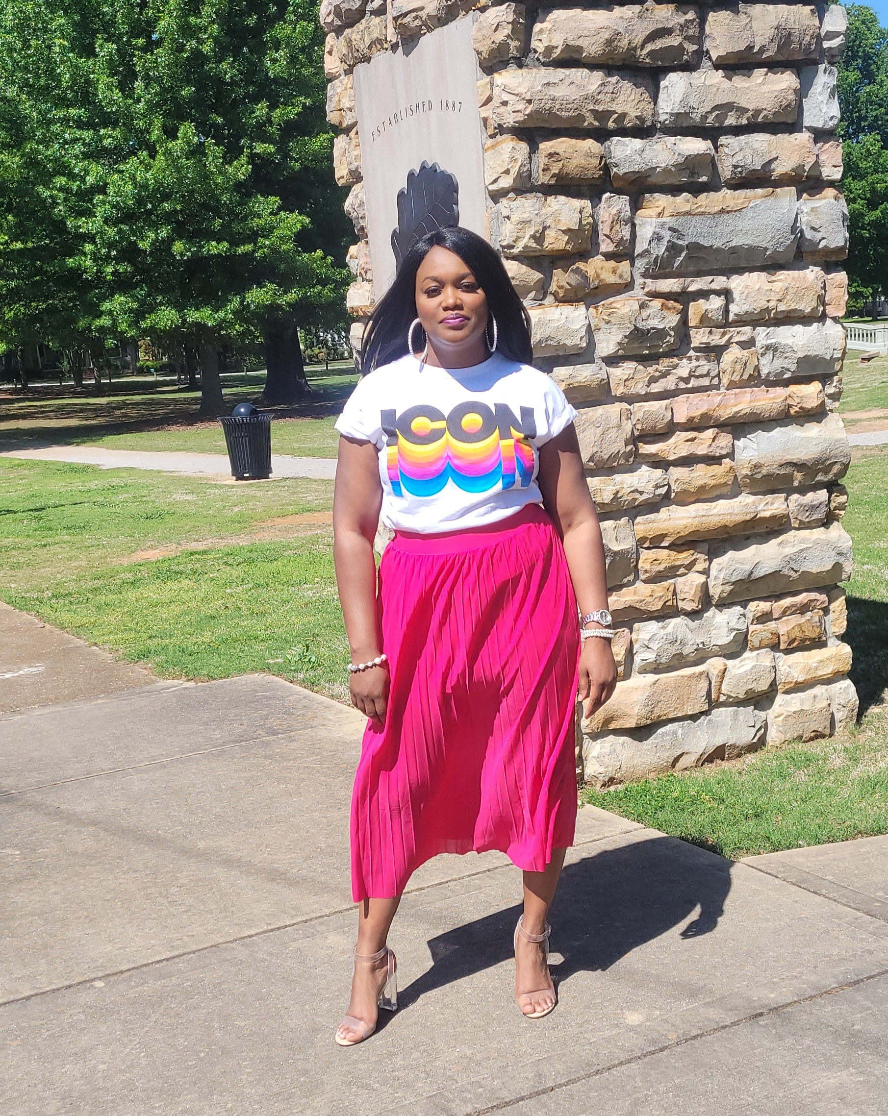 Pink pleated midi outlet skirt outfit